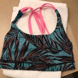 Lululemon energy bra